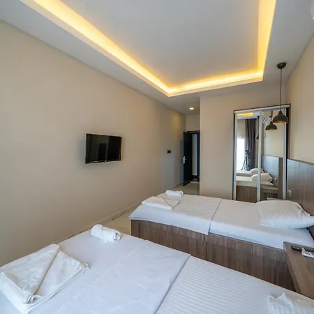Tuna Butik Otel 2*