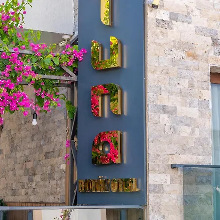 Tuna Butik Otel
